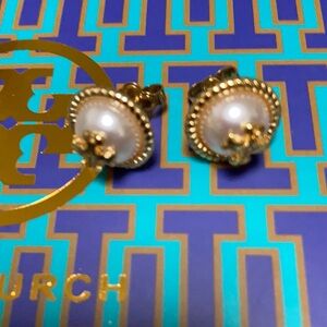 Tory Burch Gold Pearl stud Earrings NWT